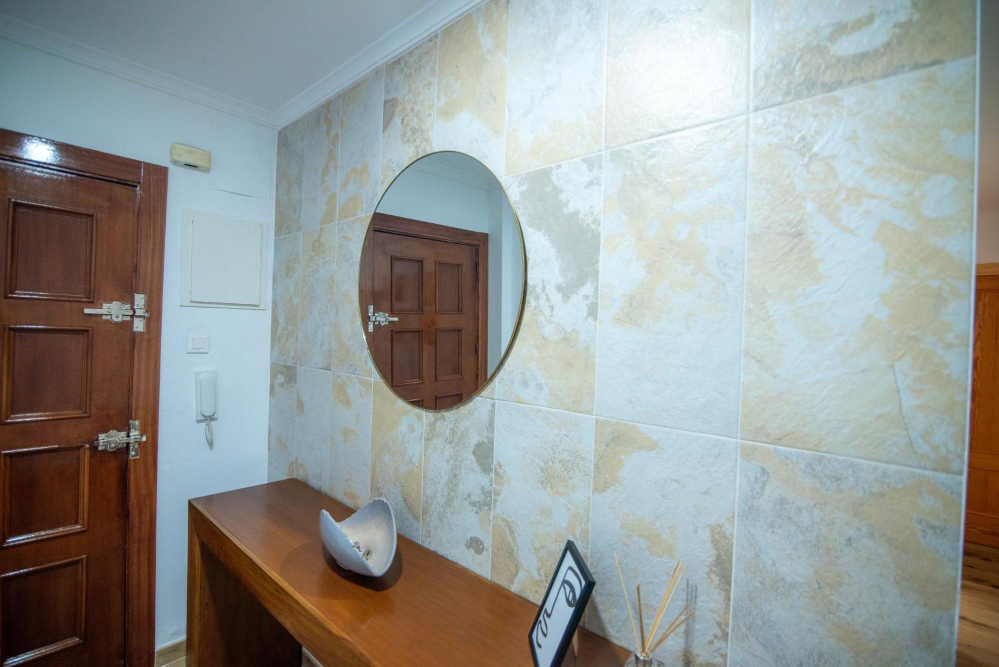 Naisa Apartamento Turistico Vilhena Exterior foto